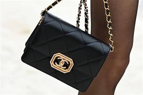 Borse Chanel: tutto quello che c’è sapere e 6 modelli icona.